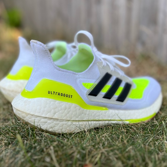 adidas Ultra Boost 21, Womens 8.5, White Solar Green - Picture 8 of 14